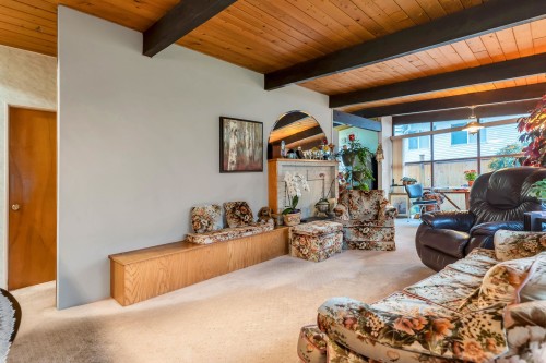 1639 Eden Avenue, Coquitlam, BC 