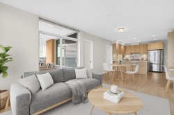 1706-530 Whiting Way  Coquitlam, BC V3J 0J4