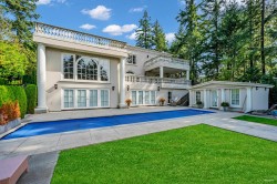 6089 Gleneagles Drive  West Vancouver, BC V7W 1W1