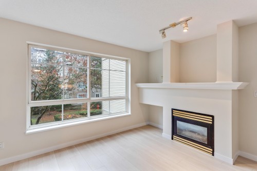 237-5600 Andrews Road, Richmond, BC 