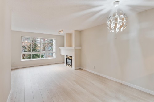 237-5600 Andrews Road, Richmond, BC 