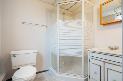 8411 Rideau Drive, Richmond, BC 