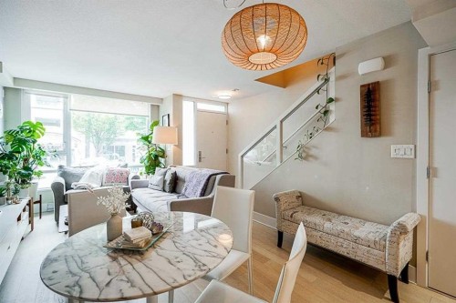 532 7Th Avenue W, Vancouver, BC 