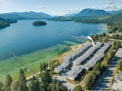 5968 Beachgate Lane  Sechelt, BC V7Z 0S2