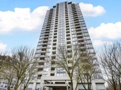 2109-5685 Halley Avenue  Burnaby, BC V5H 2P8