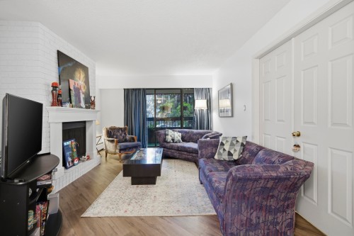 212-2620 Fromme Road, North Vancouver, BC 