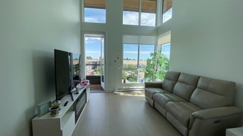 614-7599 15Th Street, Burnaby, BC 