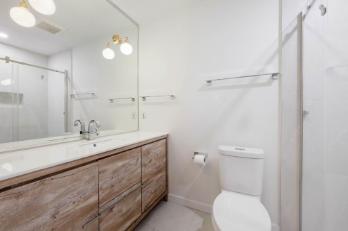 1645 St. Andrews Avenue, North Vancouver, BC 