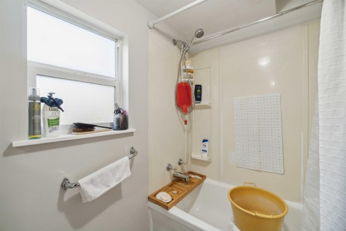 1649 Grant Street, Vancouver, BC 