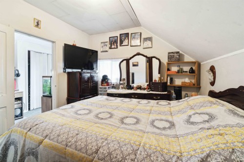 1649 Grant Street, Vancouver, BC 