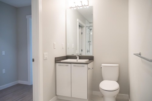 501-2670 Library Lane, North Vancouver, BC 