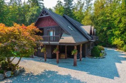 11267 Palmer Rolph Street  Maple Ridge, BC V2W 1H1