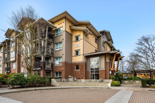 213-5885 Irmin Street  Burnaby, BC V5J 0C2