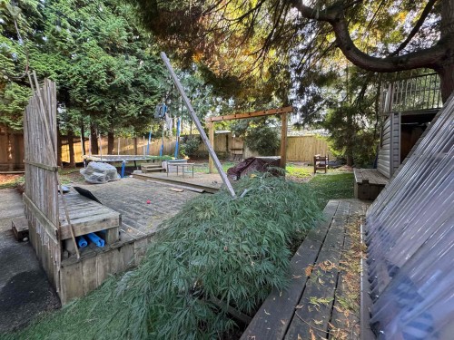 6693 Canada Way, Burnaby, BC 