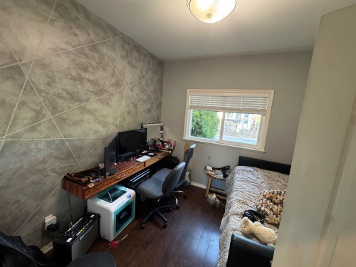 6693 Canada Way, Burnaby, BC 