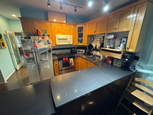 6693 Canada Way, Burnaby, BC 