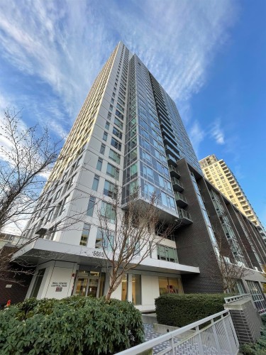 818-5665 Boundary Road  Vancouver, BC V5R 0E4