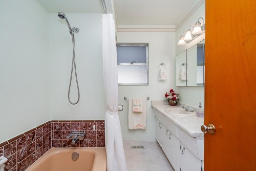 5406 Ross Street, Vancouver, BC 