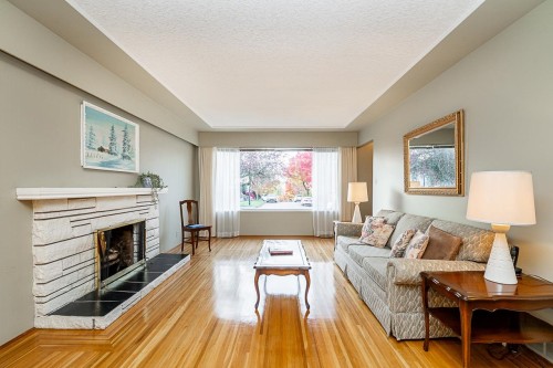 5406 Ross Street, Vancouver, BC 