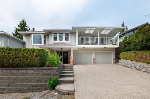 432 Riverview Crescent  Coquitlam, BC V3C 4X8