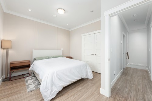 2496 Brock Street, Vancouver, BC 