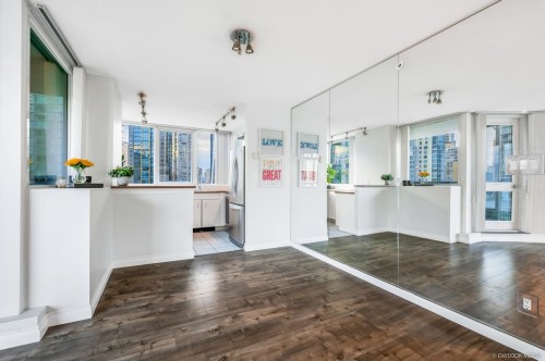 1806-588 Broughton Street, Vancouver, BC 