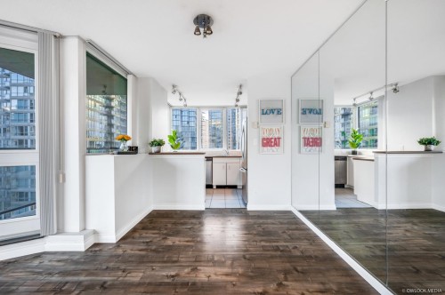 1806-588 Broughton Street, Vancouver, BC 