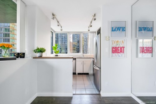 1806-588 Broughton Street, Vancouver, BC 