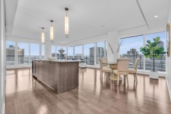 3503-1011 Cordova Street W Vancouver, BC V6C 0B2