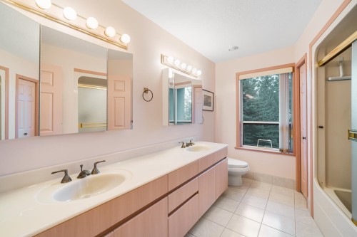 58 Tsawwassen Beach Road, Delta, BC 