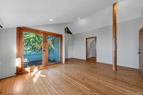 2602 Ottawa Avenue, West Vancouver, BC 