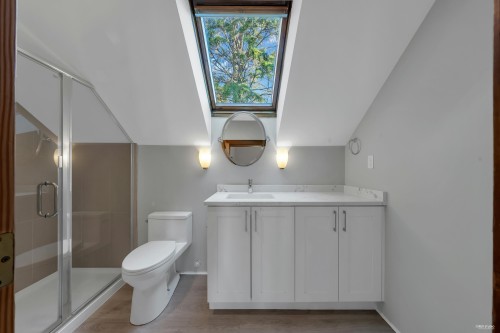 2602 Ottawa Avenue, West Vancouver, BC 