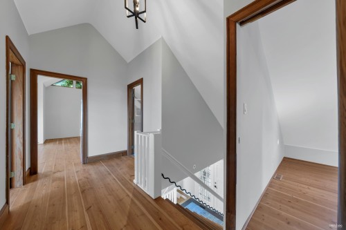 2602 Ottawa Avenue, West Vancouver, BC 