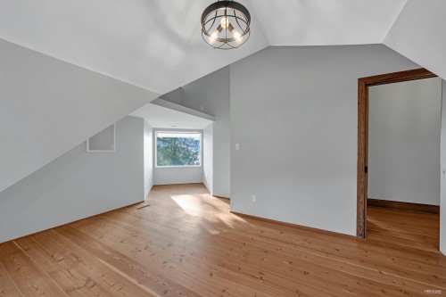 2602 Ottawa Avenue, West Vancouver, BC 