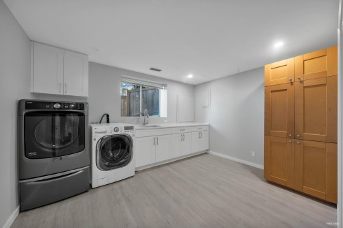 2602 Ottawa Avenue, West Vancouver, BC 