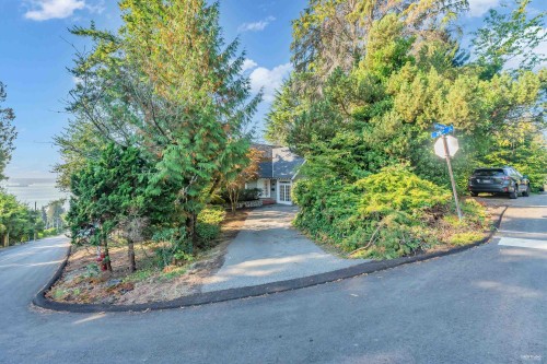 2602 Ottawa Avenue, West Vancouver, BC 