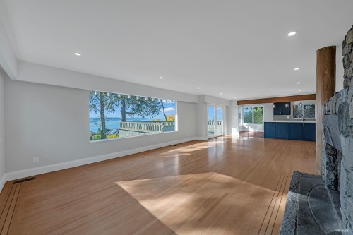 2602 Ottawa Avenue, West Vancouver, BC 