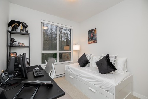 401-6438 Byrnepark Drive, Burnaby, BC 