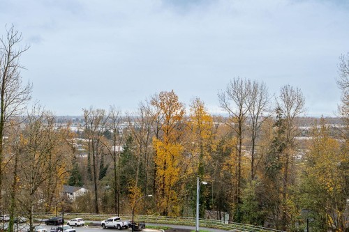 401-6438 Byrnepark Drive, Burnaby, BC 