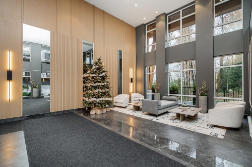 401-6438 Byrnepark Drive, Burnaby, BC 