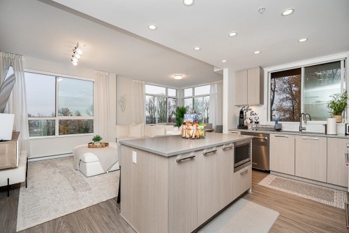 401-6438 Byrnepark Drive, Burnaby, BC 