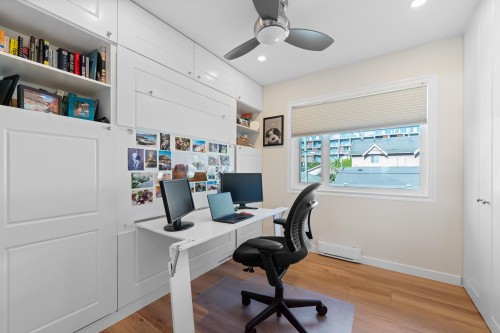 412 2Nd Street E, North Vancouver, BC 