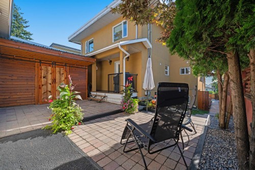 412 2Nd Street E, North Vancouver, BC 