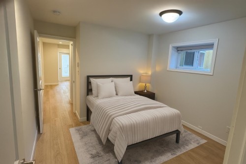 412 2Nd Street E, North Vancouver, BC 