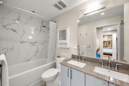 66 1St Avenue W, Vancouver, BC 