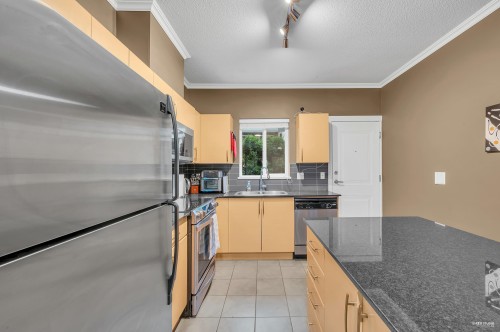 310-1661 Fraser Avenue, Port Coquitlam, BC 
