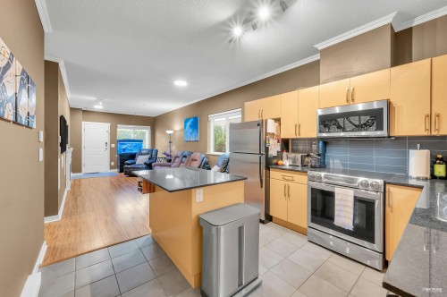 310-1661 Fraser Avenue, Port Coquitlam, BC 