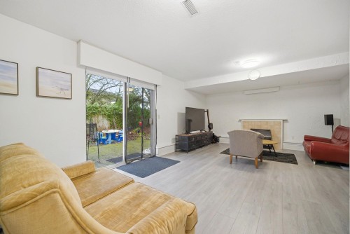 9571 Glenthorne Drive, Richmond, BC 