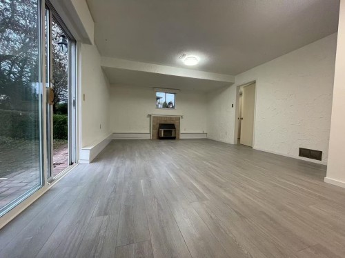 9571 Glenthorne Drive, Richmond, BC 