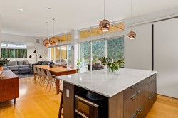 38555 Sky Pilot Drive  Squamish, BC V8B 0T6